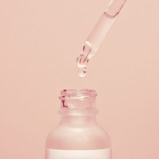 Pipette containing azelaic acid