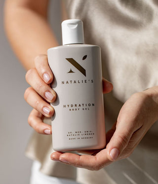 Hydration body gel held in hands